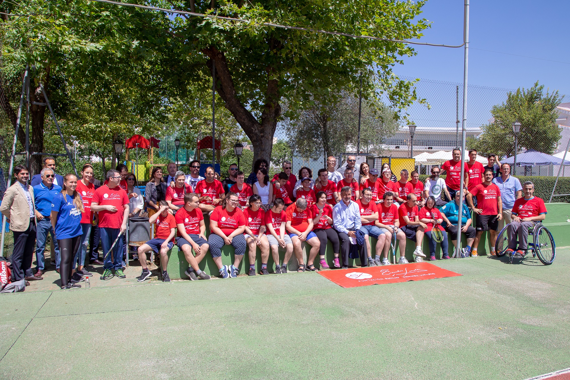 clausura-6o-curso-escuela-de-tenis-adaptado-de-fundacion-emilio-sanchez-vicario-y-fundacion-mapfre-en-sevilla