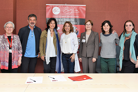 hospital-sant-joan-de-deu-y-la-fesv-firman-acuerdo-de-colaboracion